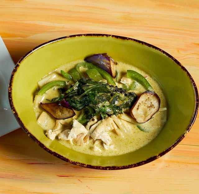 Green curry.